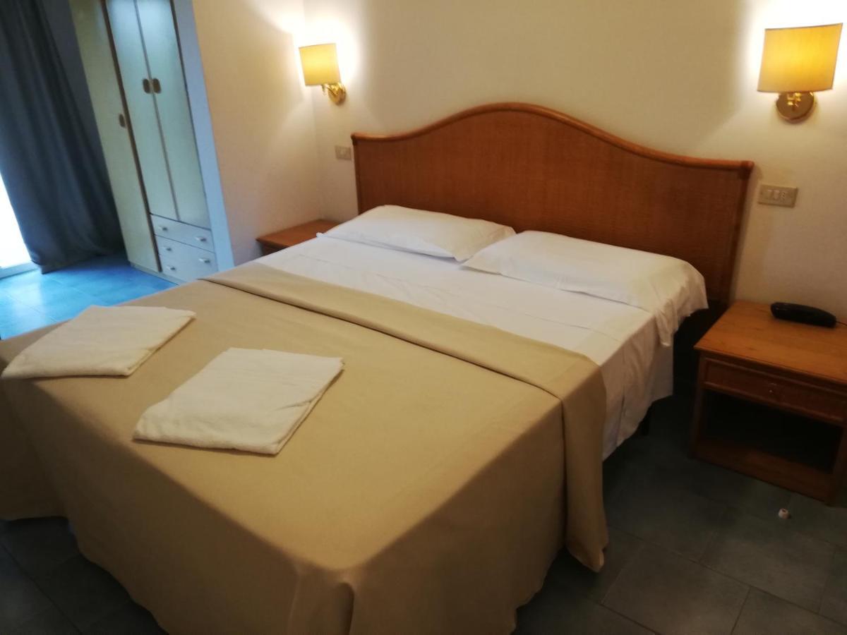 Hotel Falco Riccione Ngoại thất bức ảnh