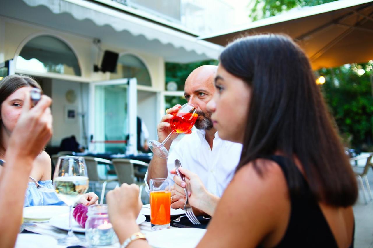 Hotel Falco Riccione Ngoại thất bức ảnh