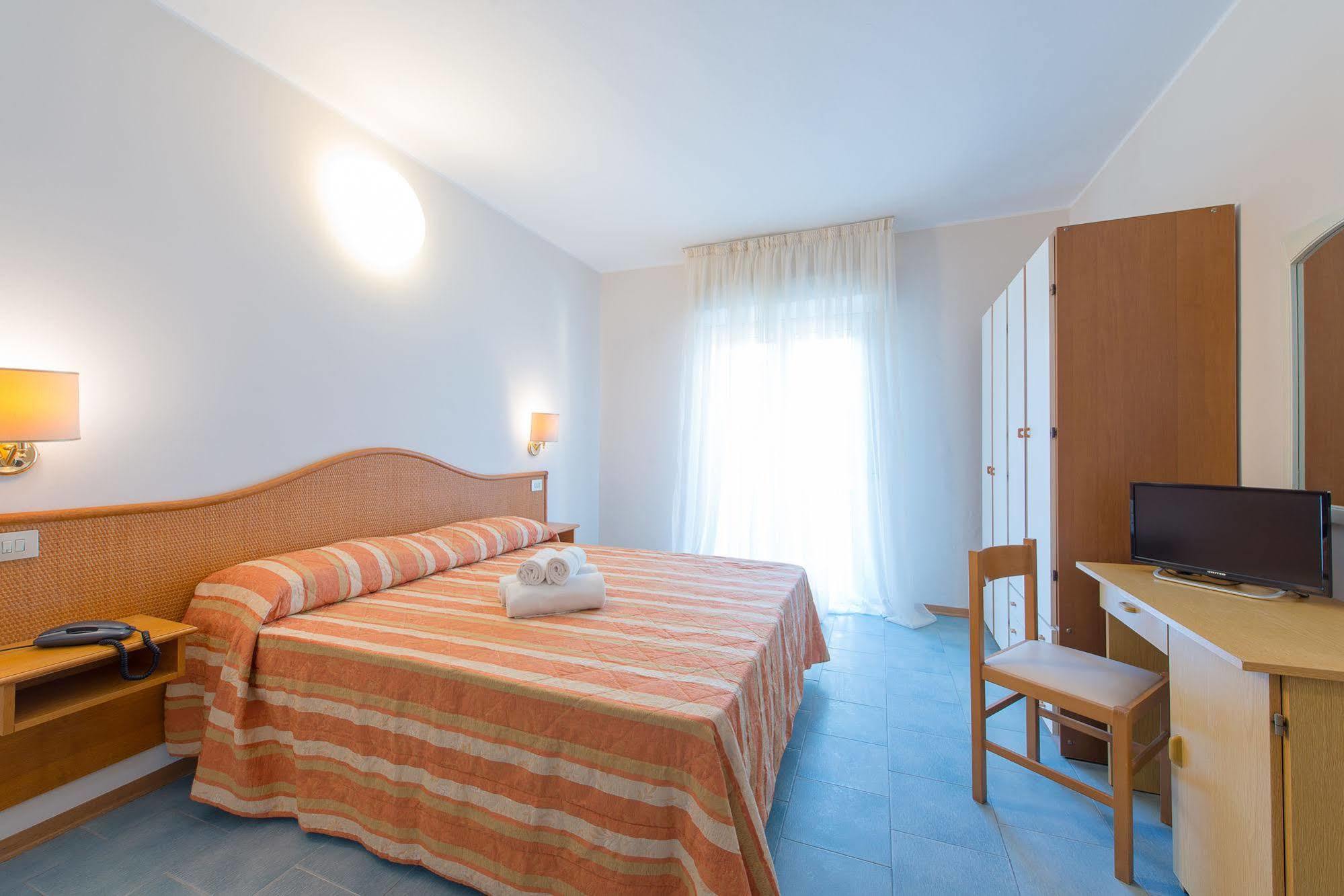 Hotel Falco Riccione Ngoại thất bức ảnh